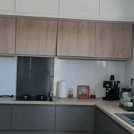 Park Apartment *